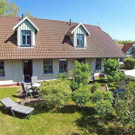 Holiday home Ferienhaussiedlung Strandperlen Weidenhof 8c